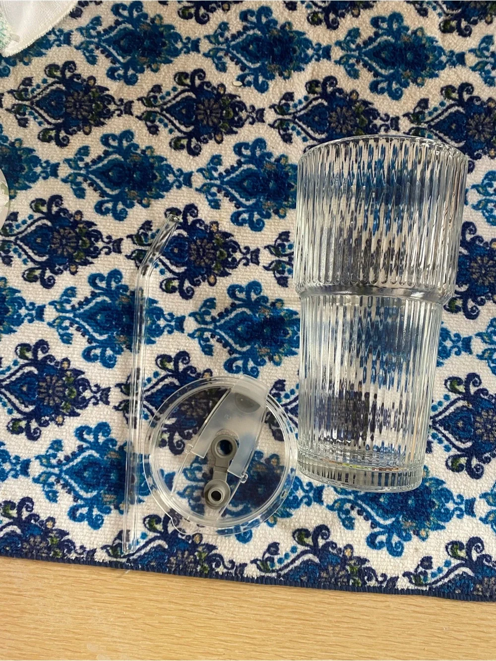 N/A ribbed glass